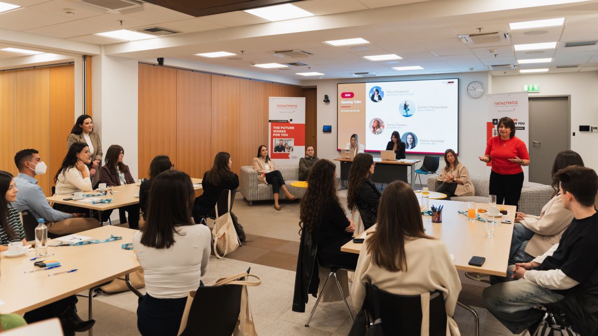 /media/1yqpye32/futuready-greece-internship-program2.jpg