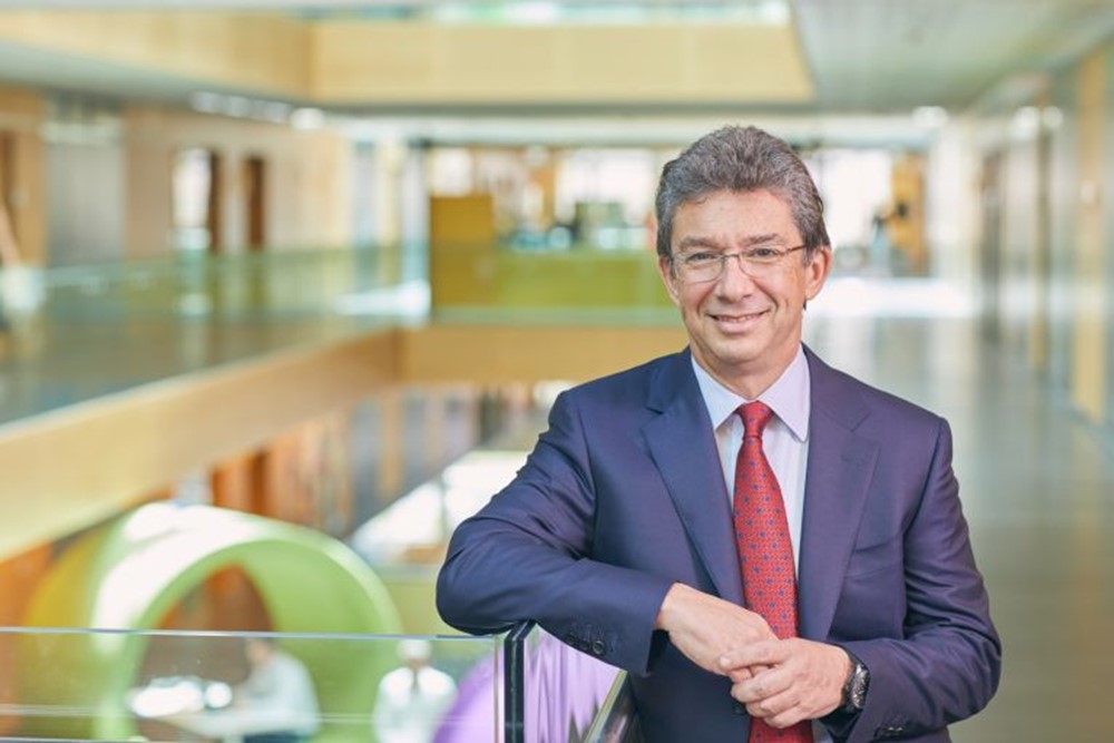 /media/gcxbgn1z/andre-calantzopoulos.jpg?width=1000&height=700¢er=0,320966305088298,0,646288209606987&mode=crop