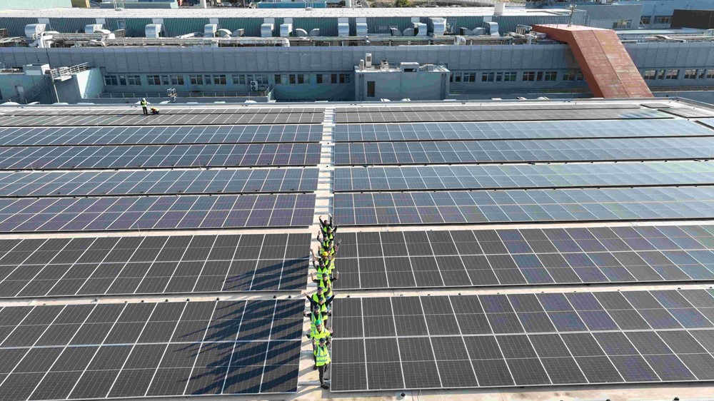 /media/iutlzn1l/fotovoltaika-papastratos-2.jpeg?width=1000&height=700¢er=0,5,0,5&mode=crop