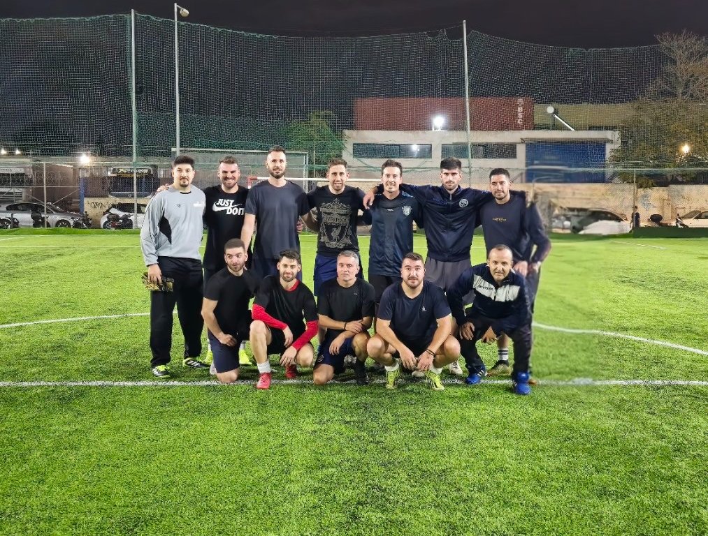 Omada Podosfairou Papastratos 2I Agonisiki(2)
