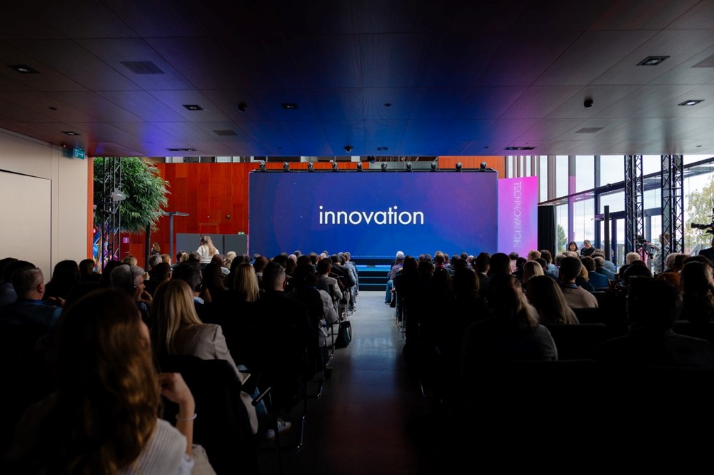 /media/sxwj1k0m/pmi-technovation-oct2024-36.jpg?width=1000&height=700¢er=0,5,0,5&mode=crop