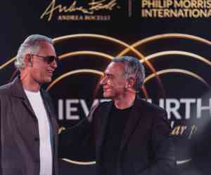 Ο Andrea Bocelli και ο Massimo Andolina, President Europe της Philip Morris International (2).jpg
