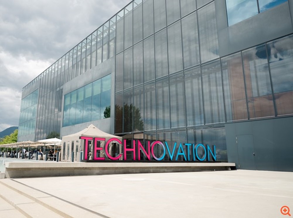 /media/xi1fapkd/technovation2.jpg?width=1000&height=700¢er=0,5,0,5&mode=crop