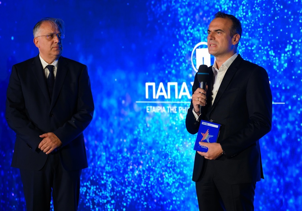 Ο Πρόεδρος και Διευθύνων Σύμβουλος της Παπαστράτος, Γιώργος Μαργώνης, με τον Υπουργό Ανάπτυξης κ. Τάκη Θεοδωρικάκο, που προλόγισε τη συζήτηση