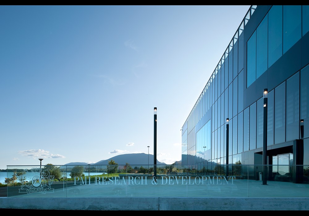 /media/kbidydt5/cube-external-across-patio-copy.jpg?width=1000&height=700