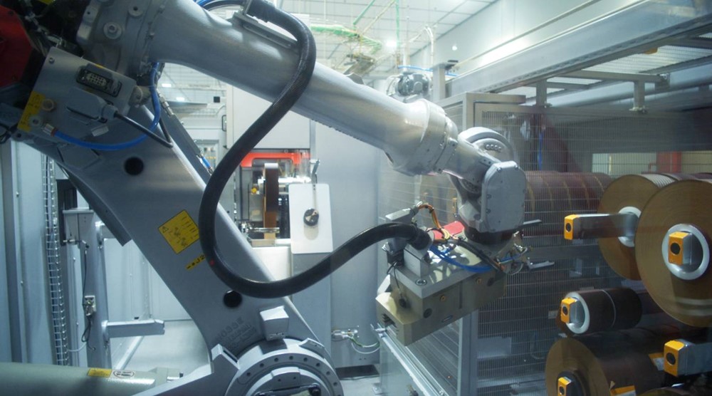 /media/yc0knbek/robot-1.jpg?width=1000&height=700¢er=0,462504665617241,0,507900677200903&mode=crop